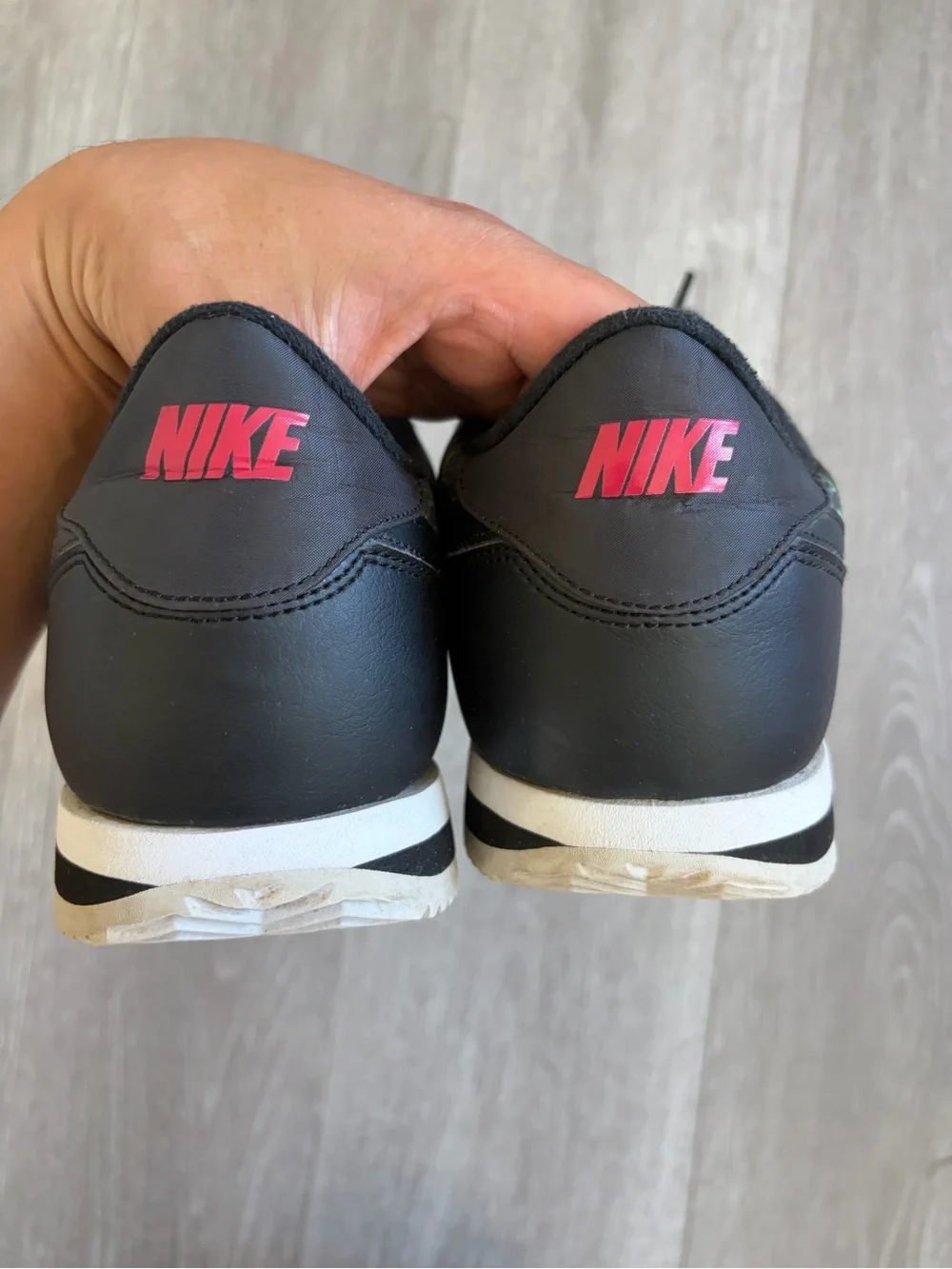 Rare Nike Cortez Basic Floral Pack Men Size 13; no orginal box